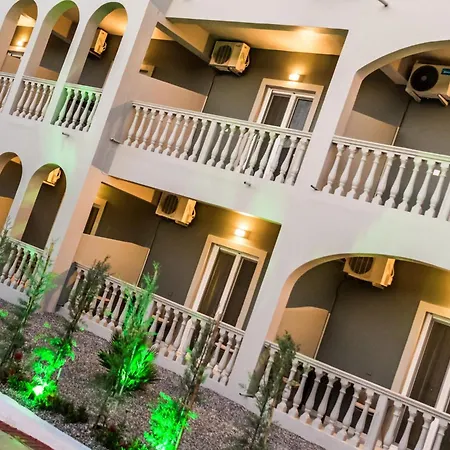 דירה Jolly Pad Deluxe - 5 Min Walk To Tsilivi *